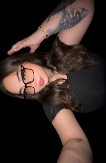 sapphire , 21  female escort, Sarasota