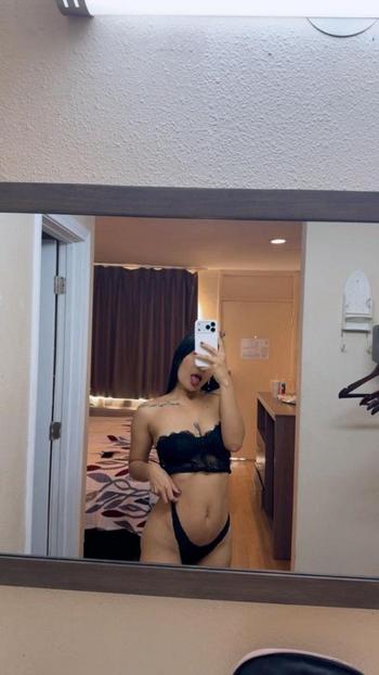 feen, 26  female escort, Sarasota